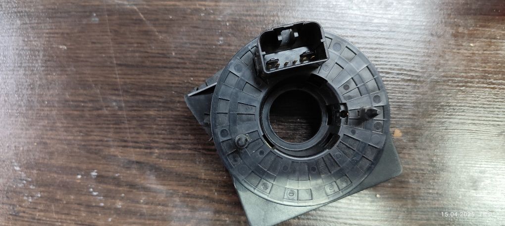 Taśma airbag czujnik kąta skrętu VW t5 280.690 a02
