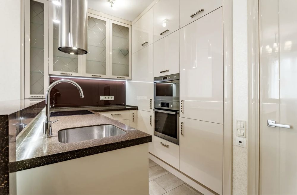 Французький квартал, Печерськ, Либідська , Палац Україна, Тютюнника