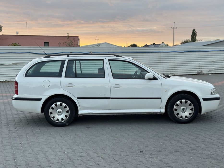Autokomis TopCar! Skoda Octavia Tour 1.6 Benzyna/2007 Rok/Gwarancja !!