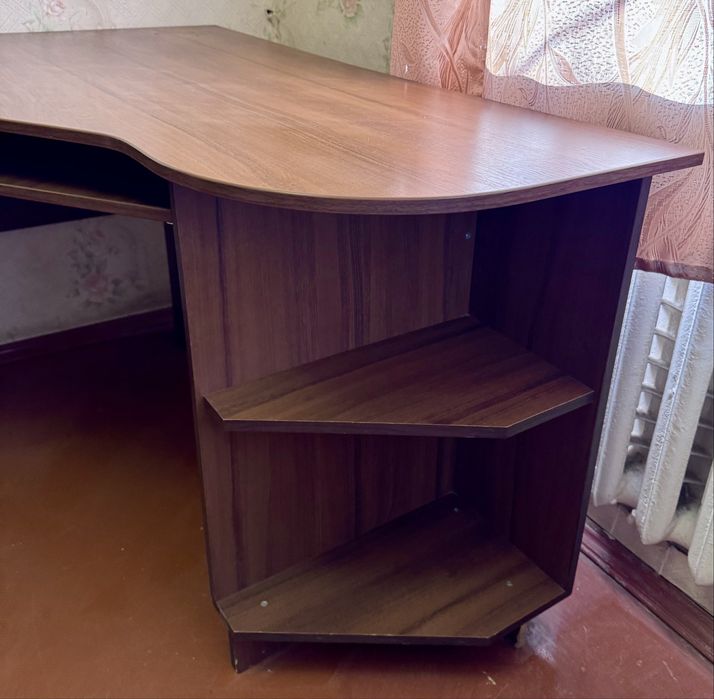 Стіл компютерний кутовий компʼютерний стол