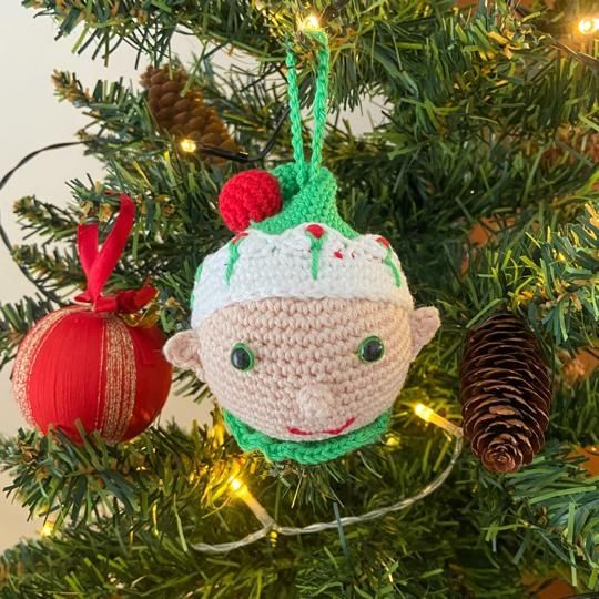 Figuras em crochet feito às mão natal

Urso, duende lo