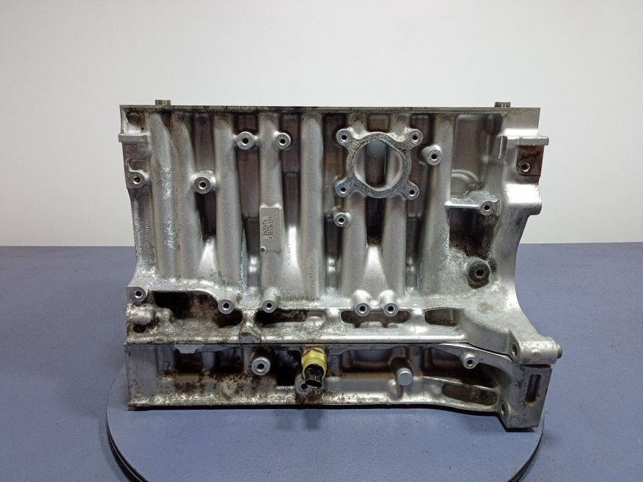 VOLVO XC60 II 2.0 D3 150 KM BLOK SILNIKA D4204T4