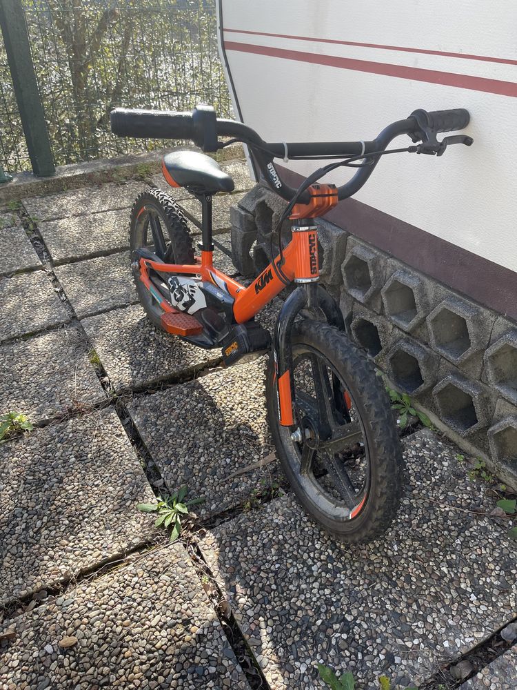 KTM Stacyc electrica roda 16 - Mota / Bicicleta