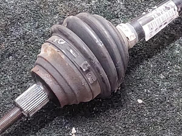 Transmissão frente esquerda VOLKSWAGEN Golf V (1K1)