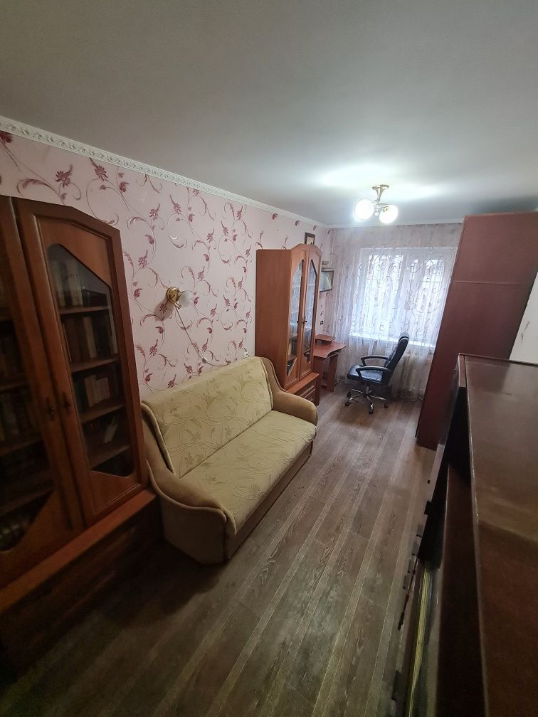 Продаю 3х комнатную квартиру Ингульский район улица Строителей