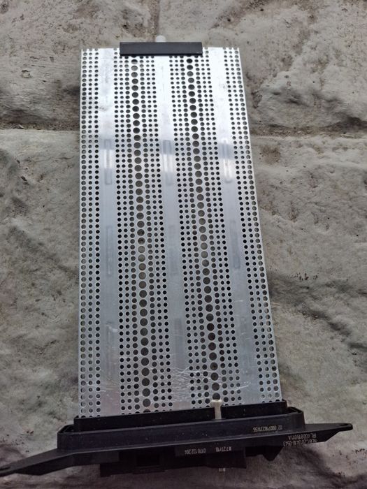 4g0819011a Електро радіатор пєчки