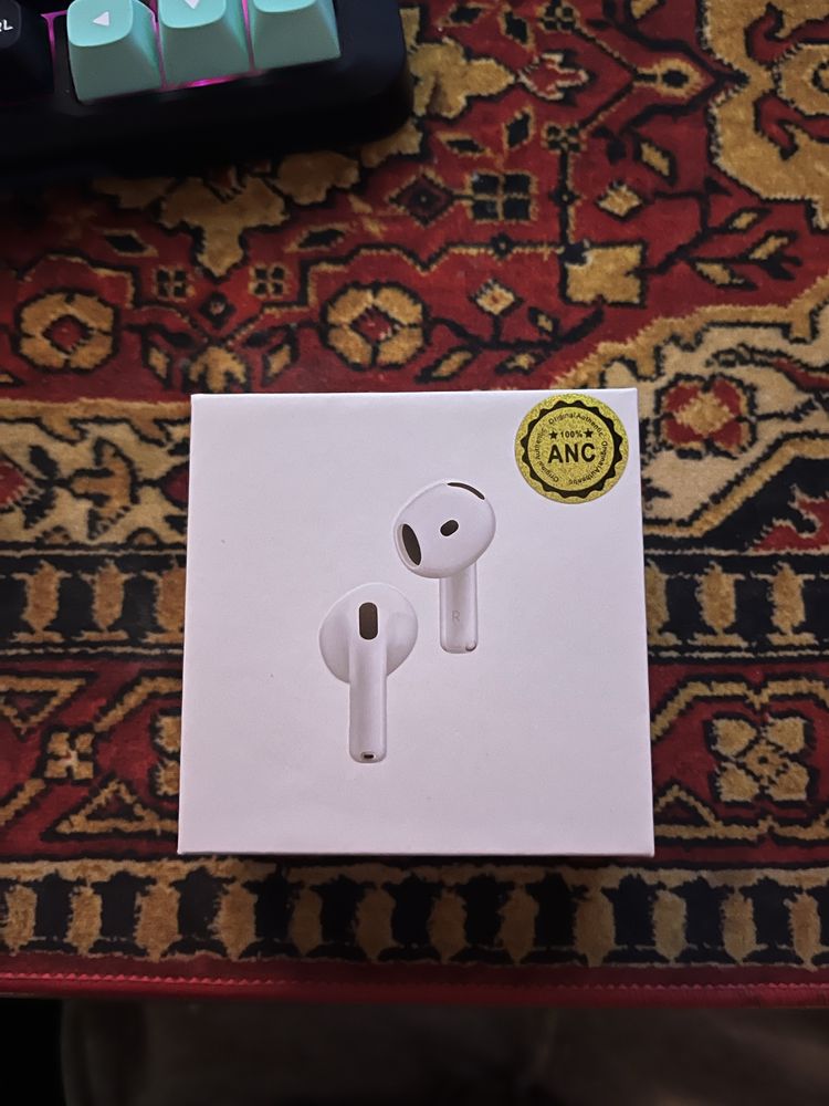 Słuchawki Bluetooth bezprzewodowe w stylu AirPods z etui i mikrofonem