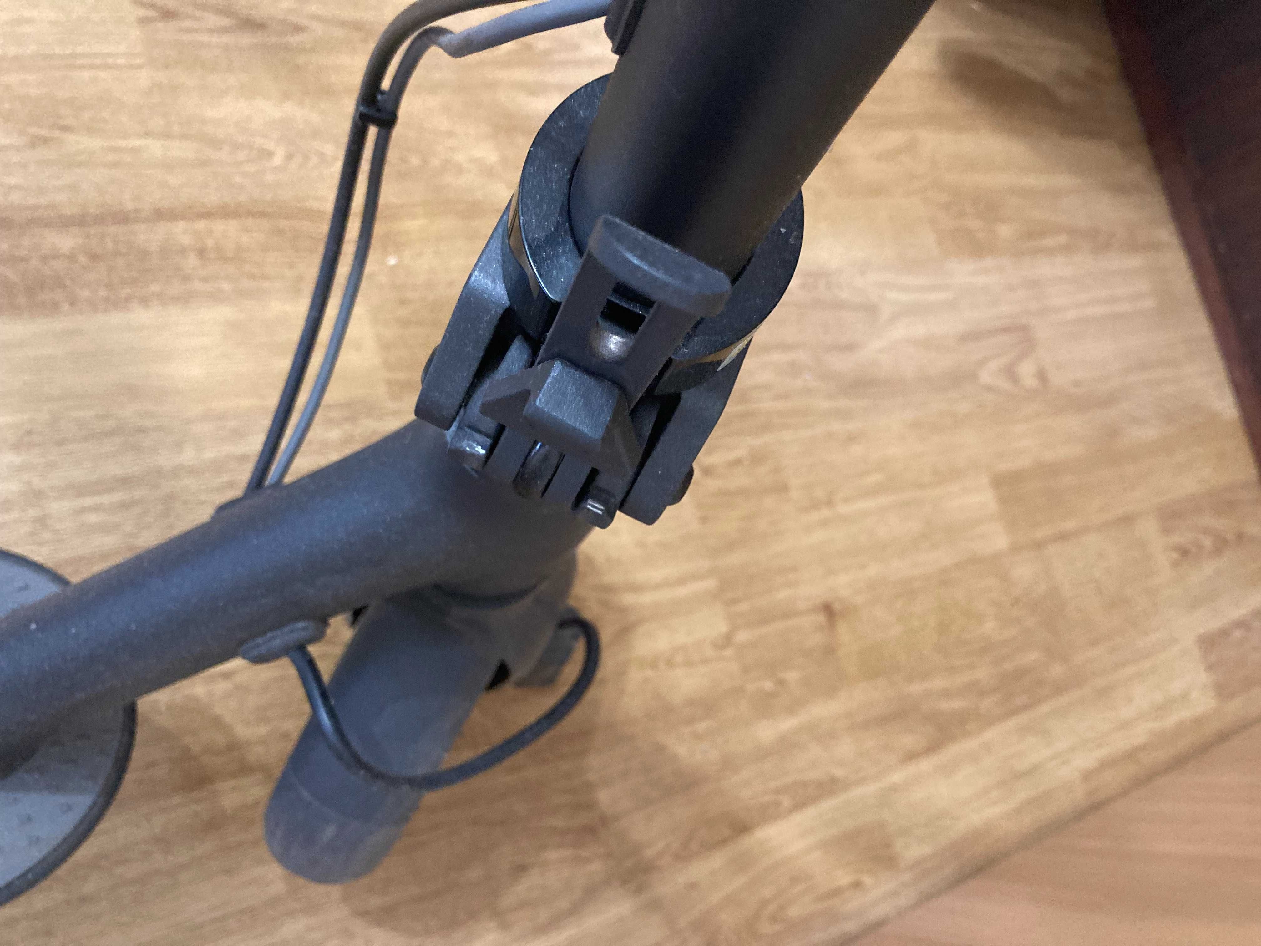 Електросамокат Xiaomi Mi Electric Scooter Essential сяомі
