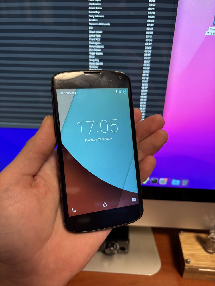 Lg nexus 4  легенда в колекцію