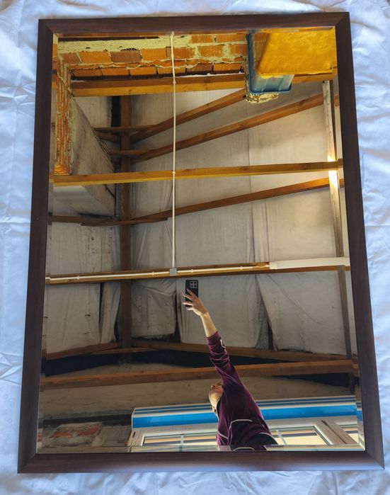 Duże solidne lustro z elegancką ramą orzech szlifowane idealne 136x100