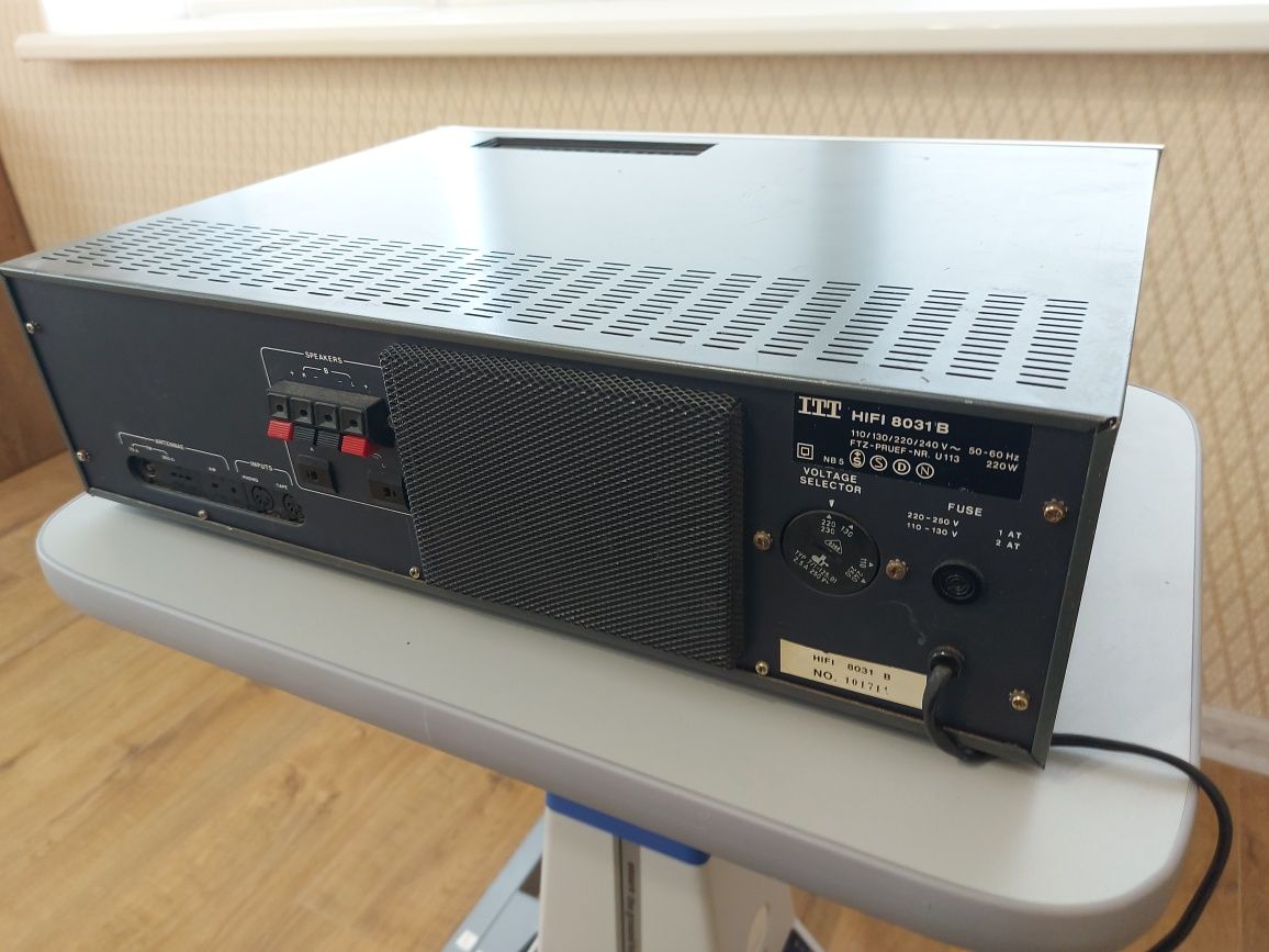 Продам американский  ресивер (усилитель с тюнером): ITT HIFI 8031 B,
