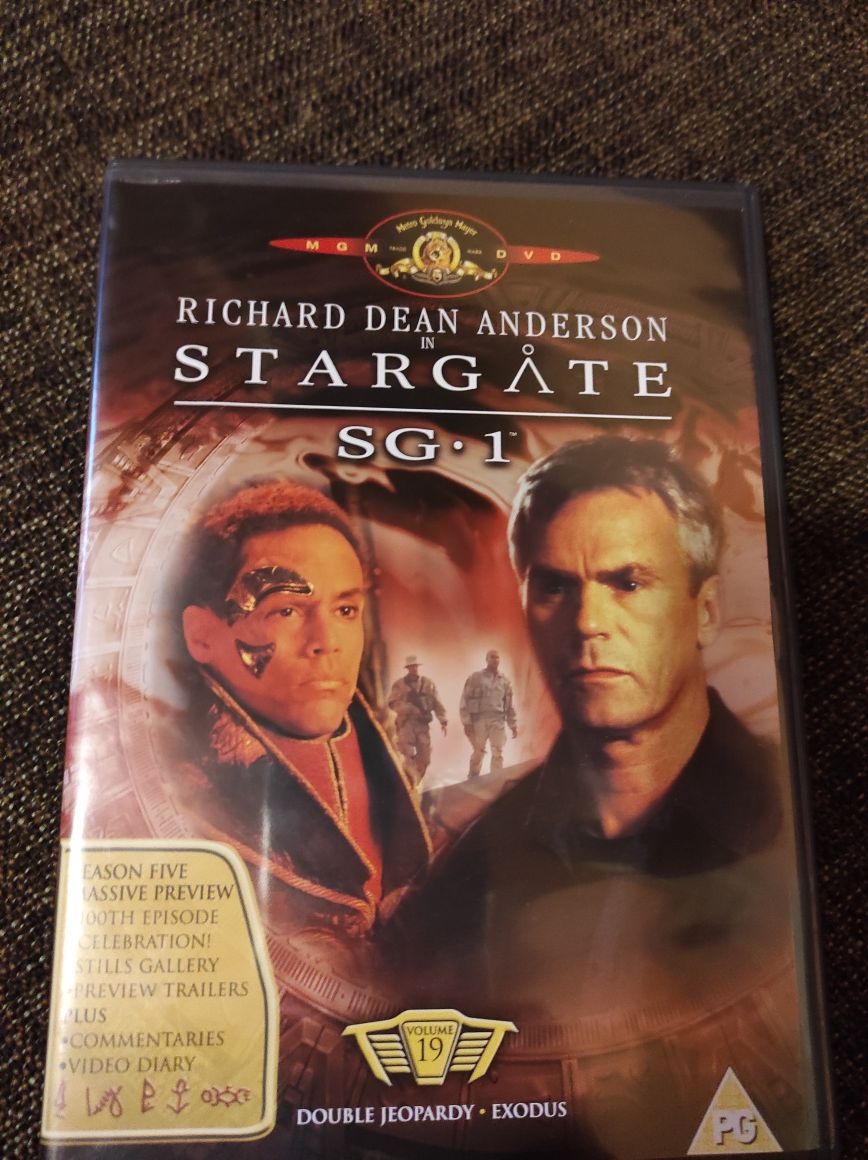 Stargate SG-1 , DVD