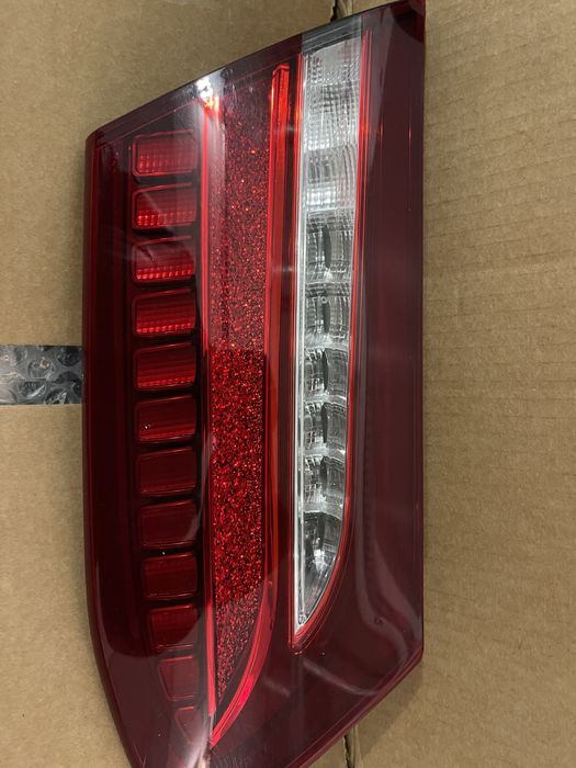 Farol traseiro Mercedes E 220d Amg