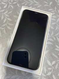 iPhone 11, состояние идеал, без царапин