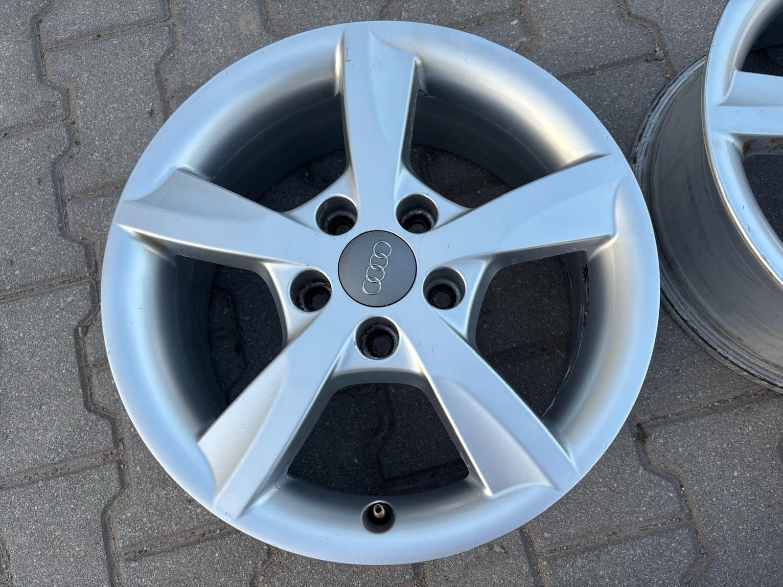 Alufelgi 16 Audi A3 A4 5x112