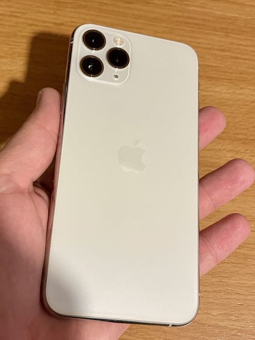 Продается iPhone 11 Pro 256 ГБ б/у (2 физические SIM-карты)