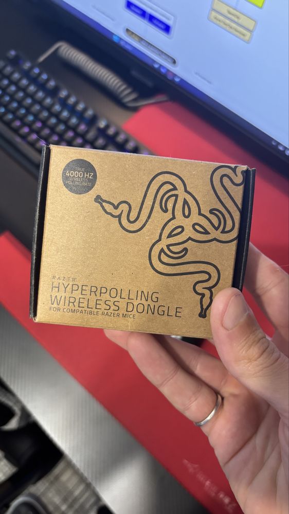 Razer Hyperpolling Wireless Dongle 8K Hz донгл