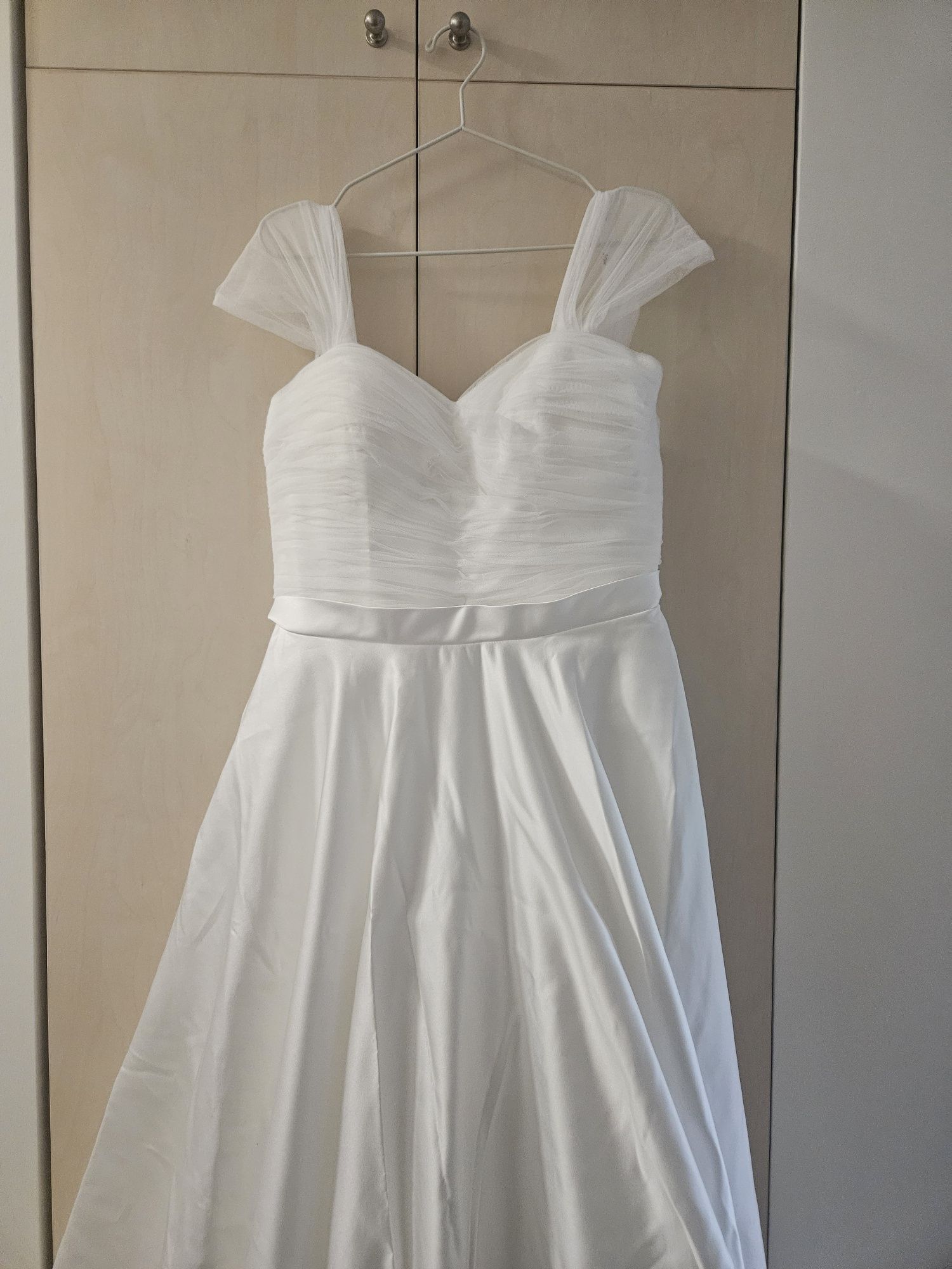 Suknia ślubna Dominiss Wedding Dress Ivory