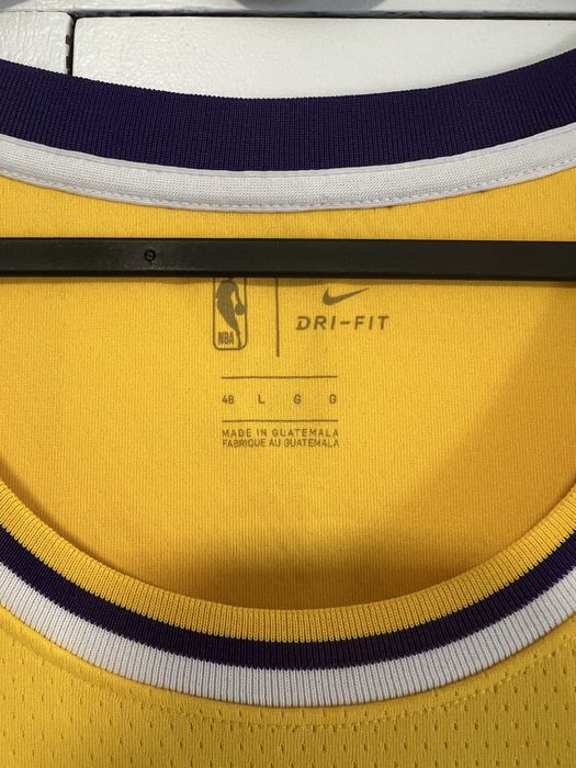 Lakers LeBron James 23