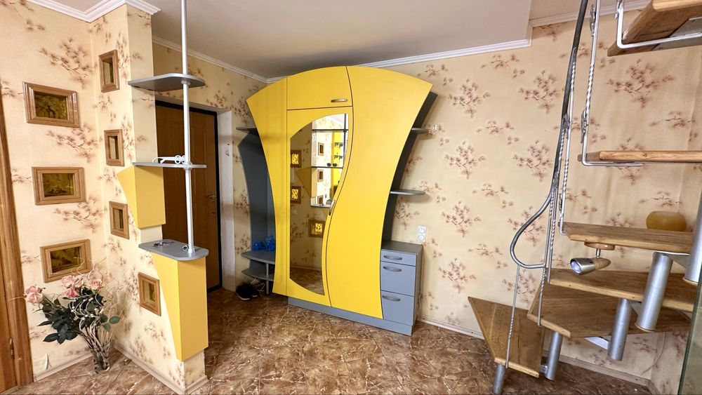 Продаж 2х ярусної квартири. Центр! 3 кім