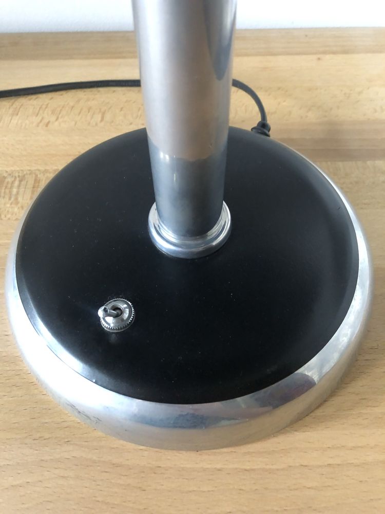 Lampa gabinetowa