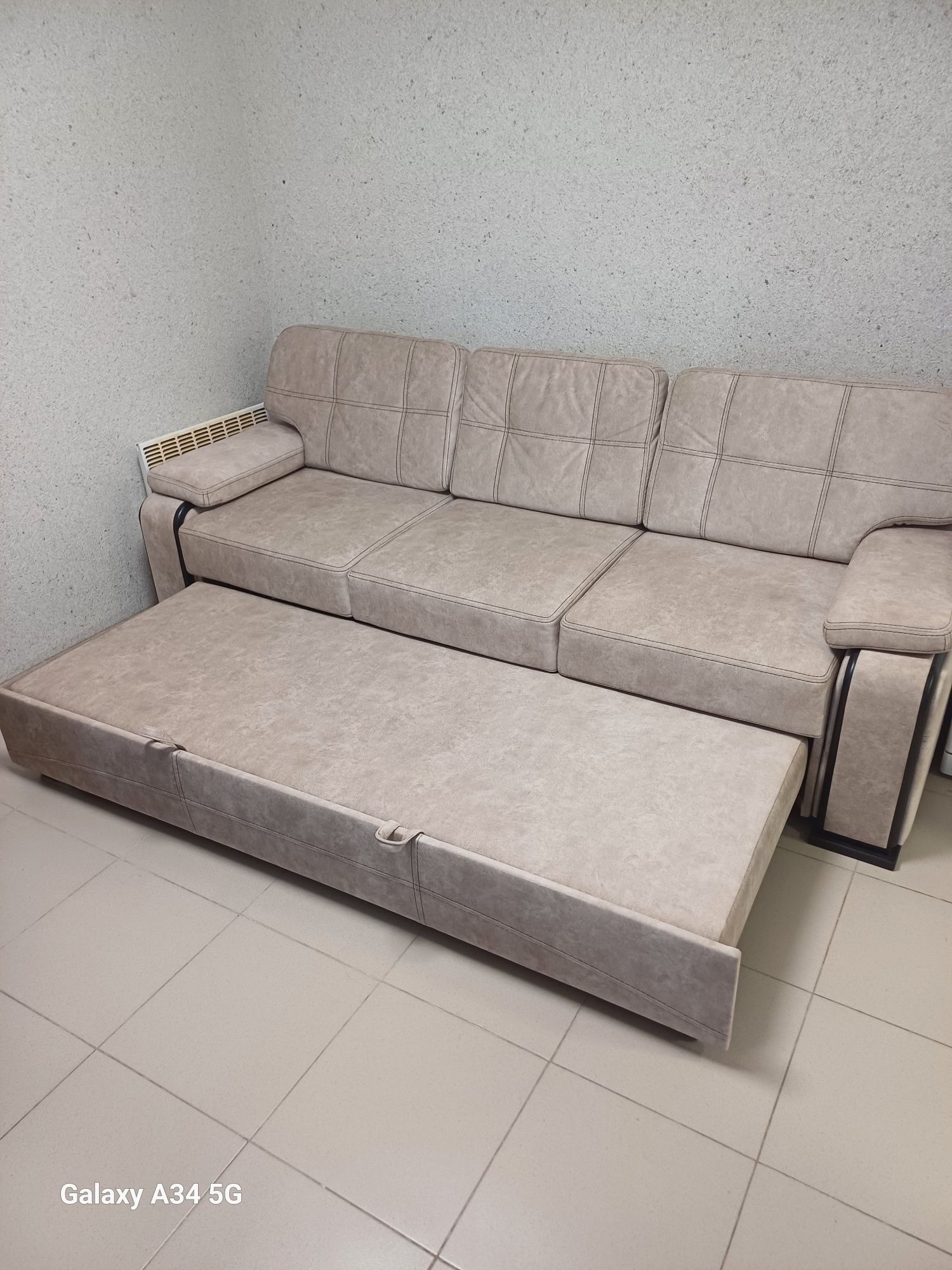 Продам розкладний  диван