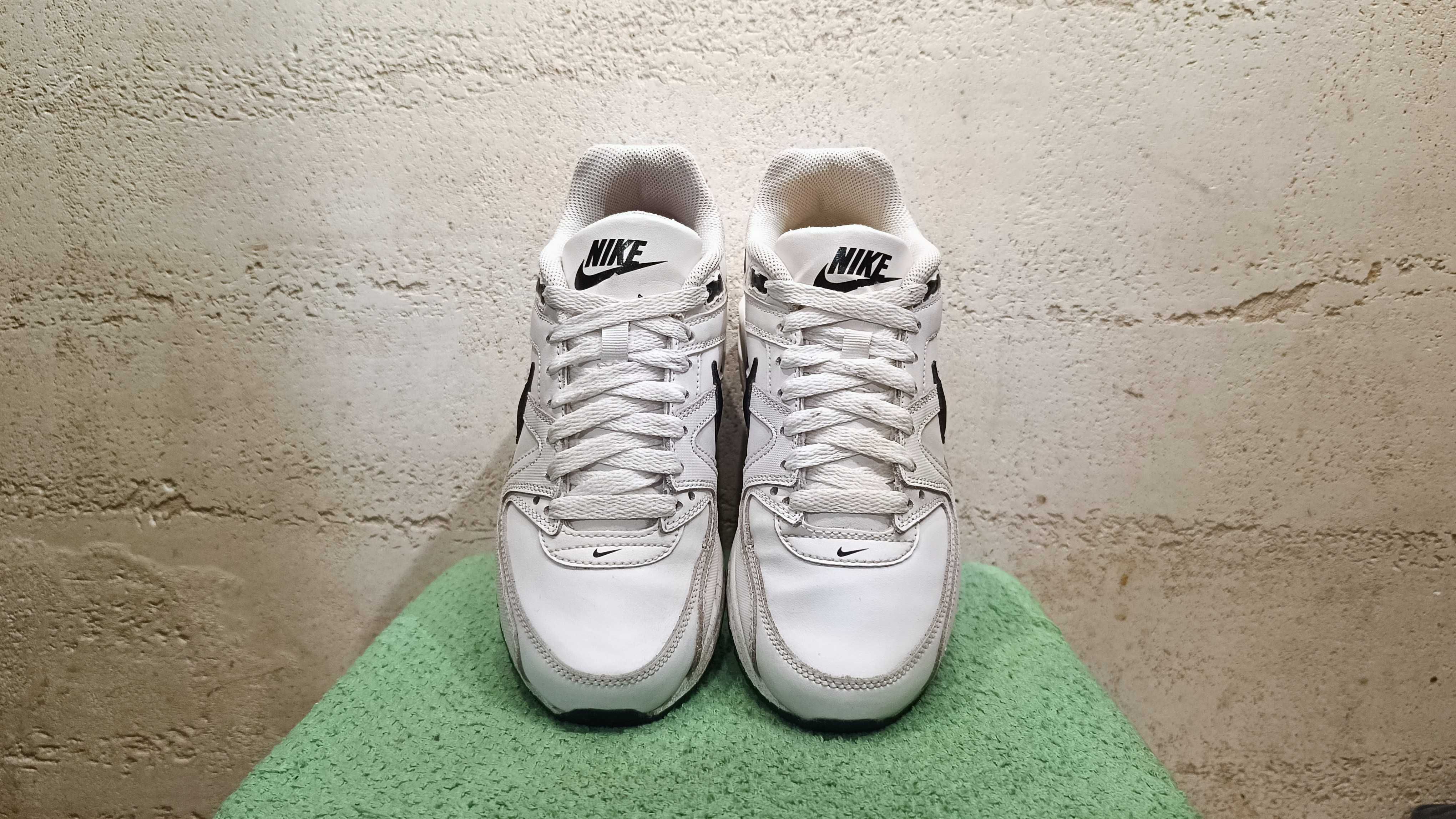 NIKE Air Max COMMAND r.38 skóra