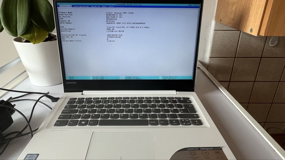 Laptop Lenovo ideapad 320S-14IKB