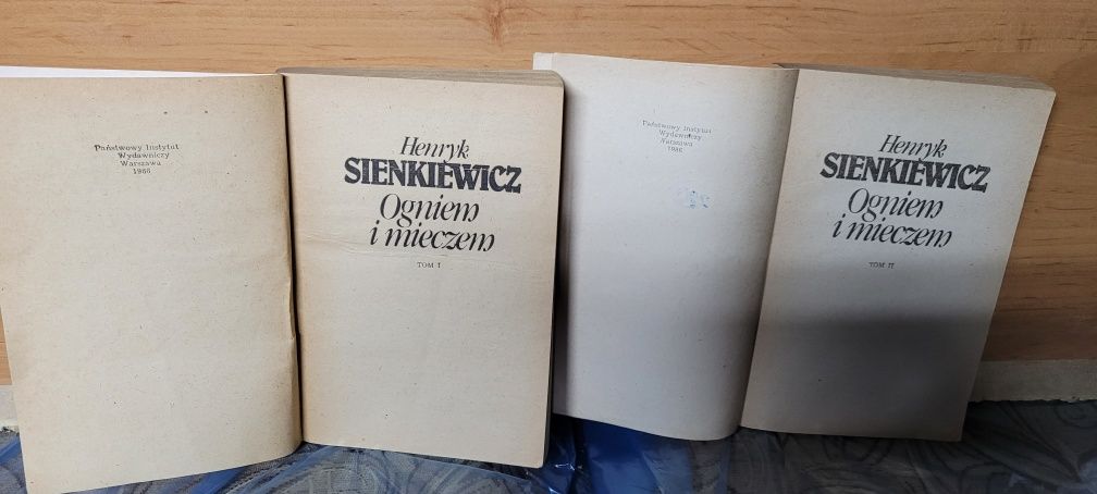 OGNIEM I MIECZEM TOM I i II Henryk Sienkiewicz  1986 rok