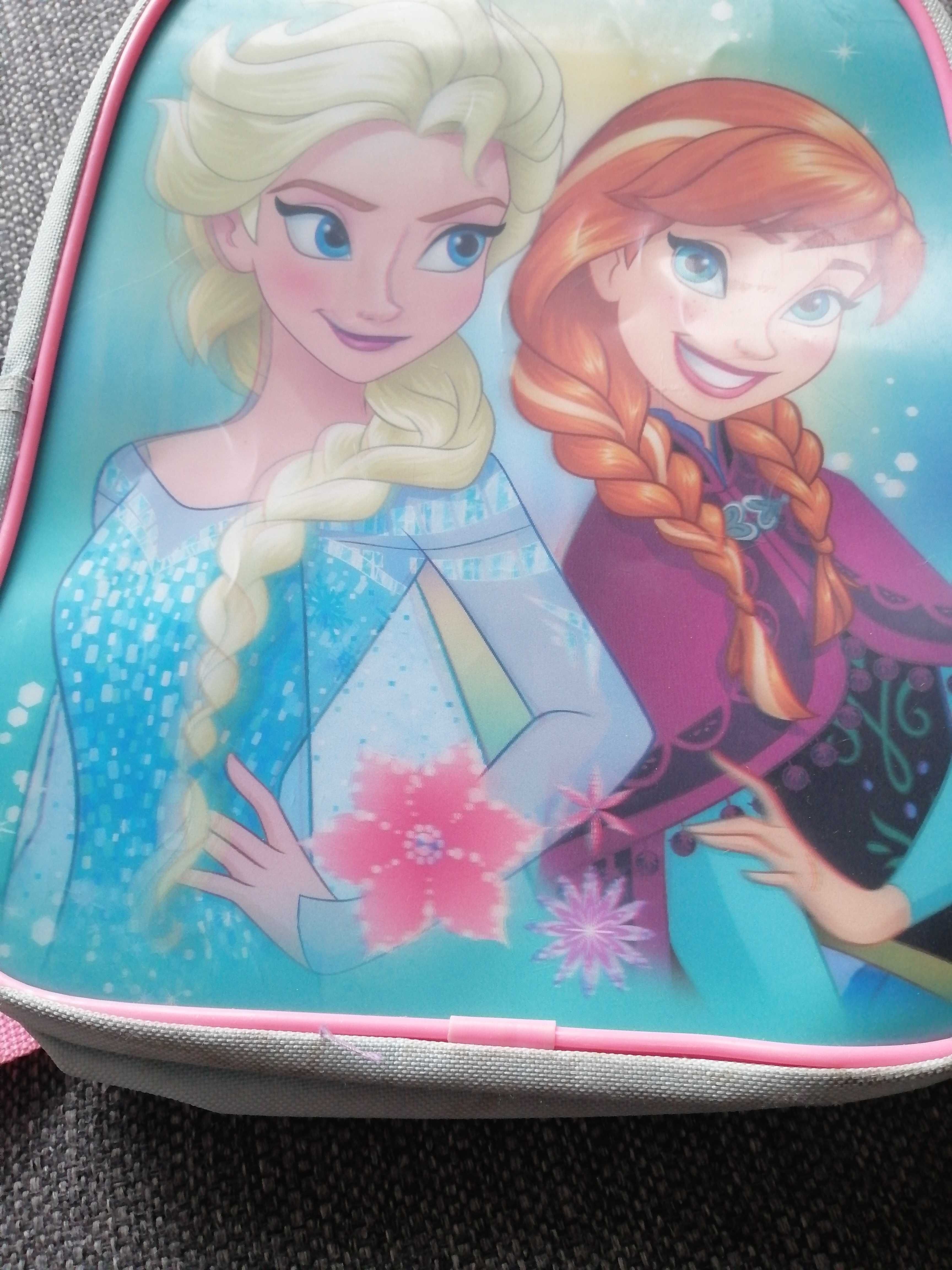 Plecaczek dla dziewczynki z wizerunkiem Anny i Elsy "Kraina Lodu"