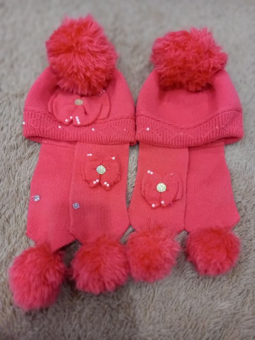 Шапка для дiвчинки.