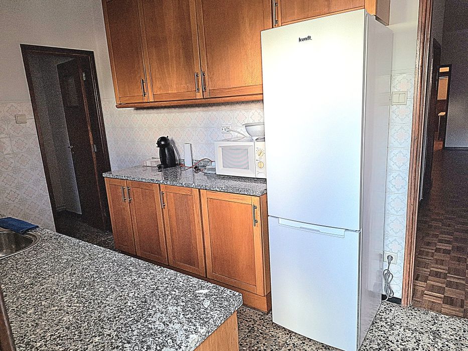 Arrenda-se quarto em Chaves em T4 bem localizado (2.º quarto previsto)