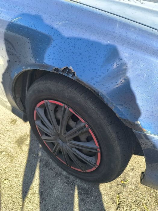 Volvo v40 Швеція