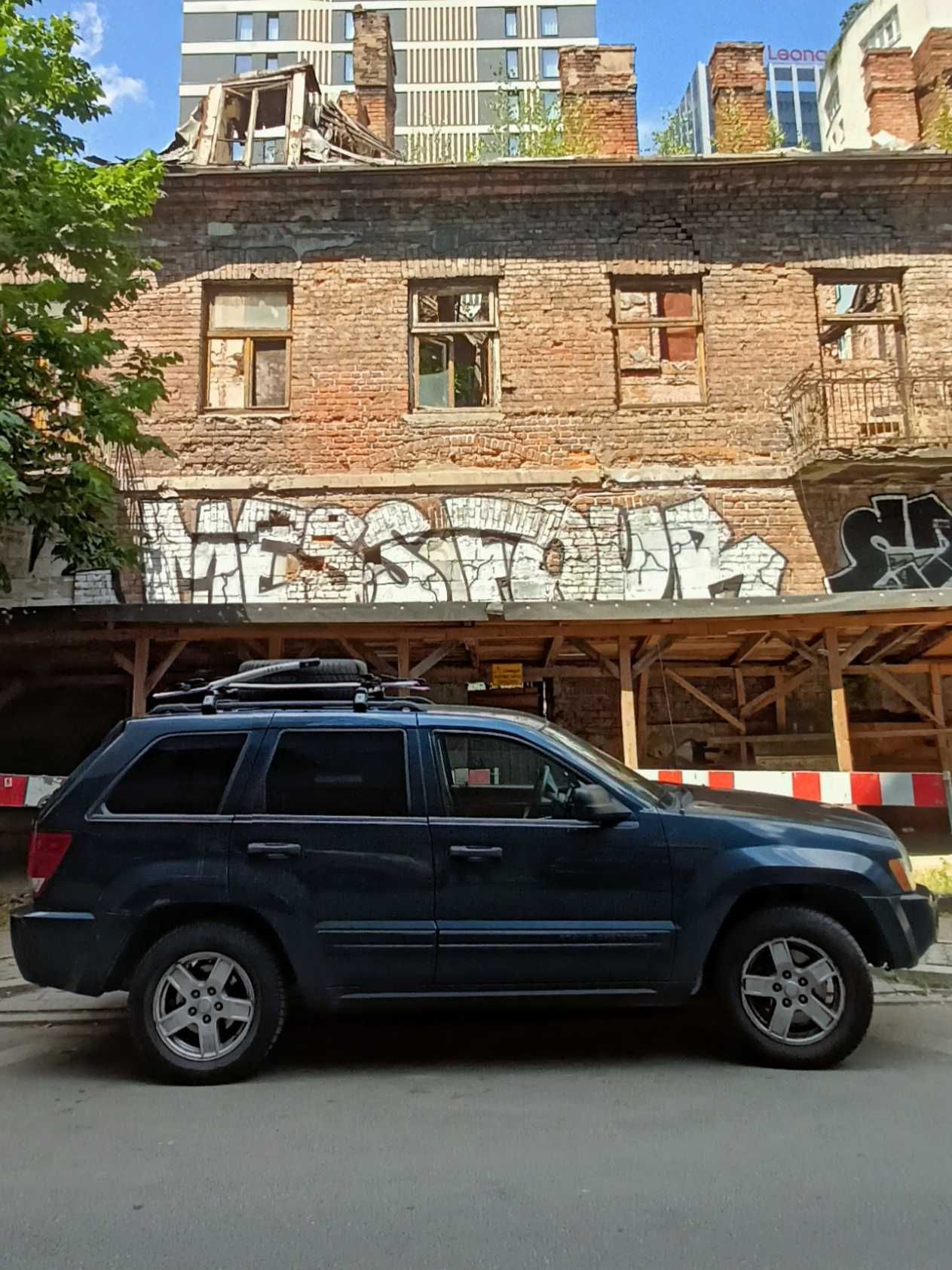 Czytaj opis! Jeep Grand Cherokee WH/WK Laredo. Nowe hamulce / Uszkodzo