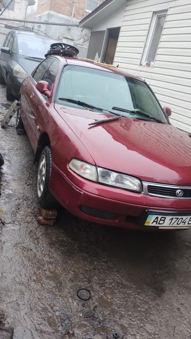 Продам автомобіль мазда 626