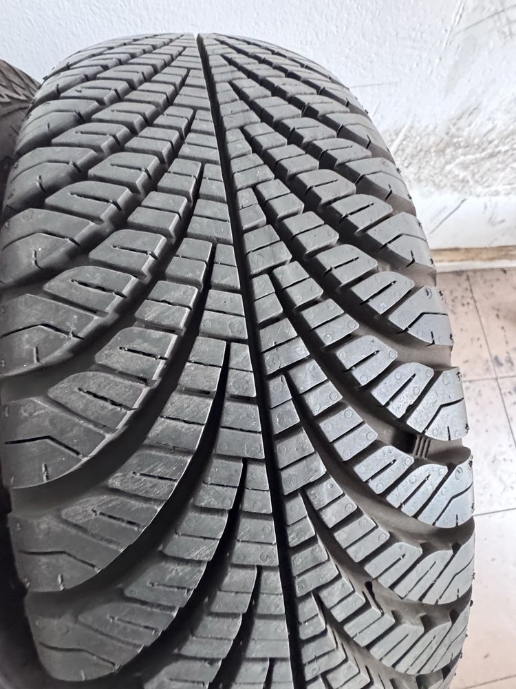 Jak nowe 8mm 2022r cena za 2szt Goodyear Vector4season- 165/70/14