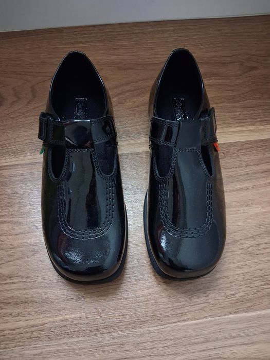 Nowe buty Kickera rozmiar 35