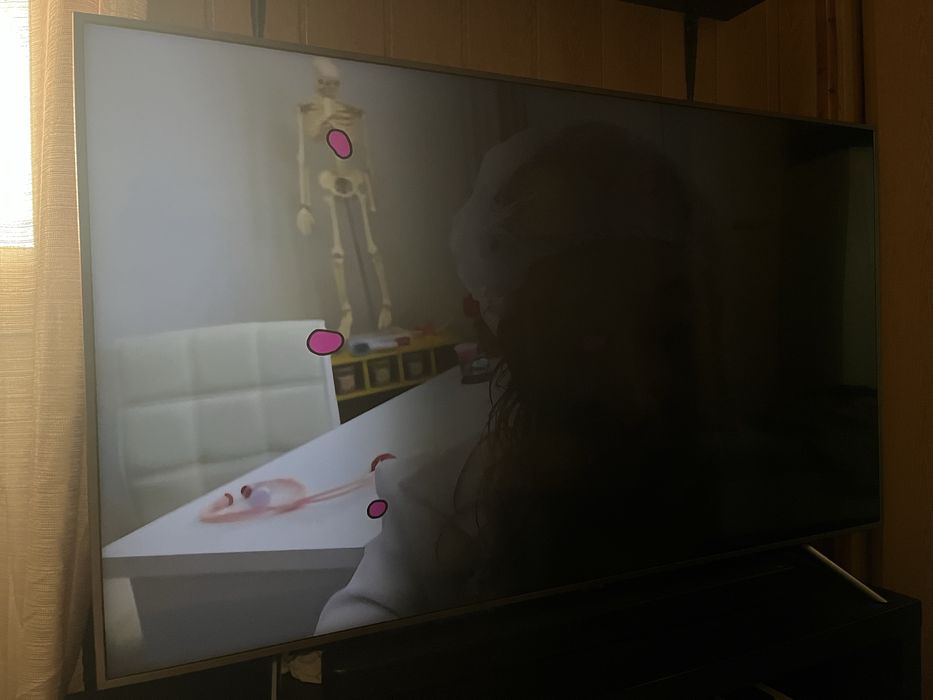 Samsung QLED 65  QE65Q67RATXXC com anomalia