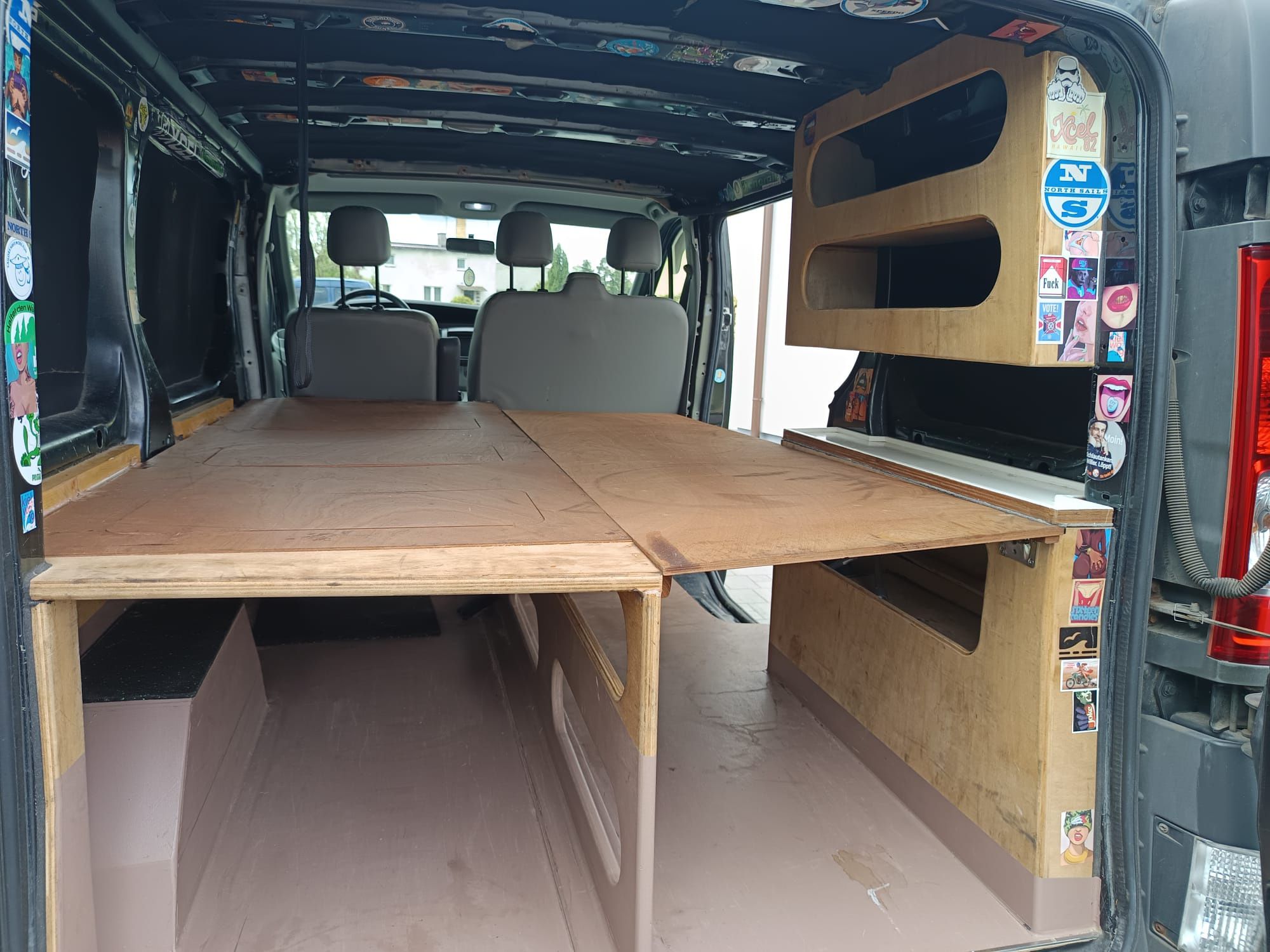 Renault Trafic Kamper 2.0 DCI 115km