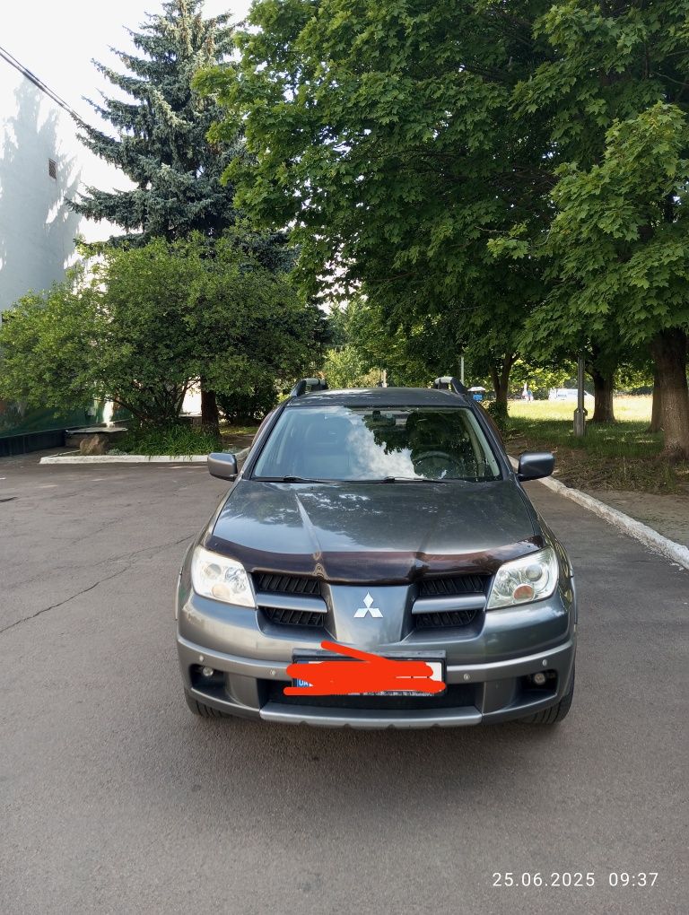 Mitsubishi outlander 2006