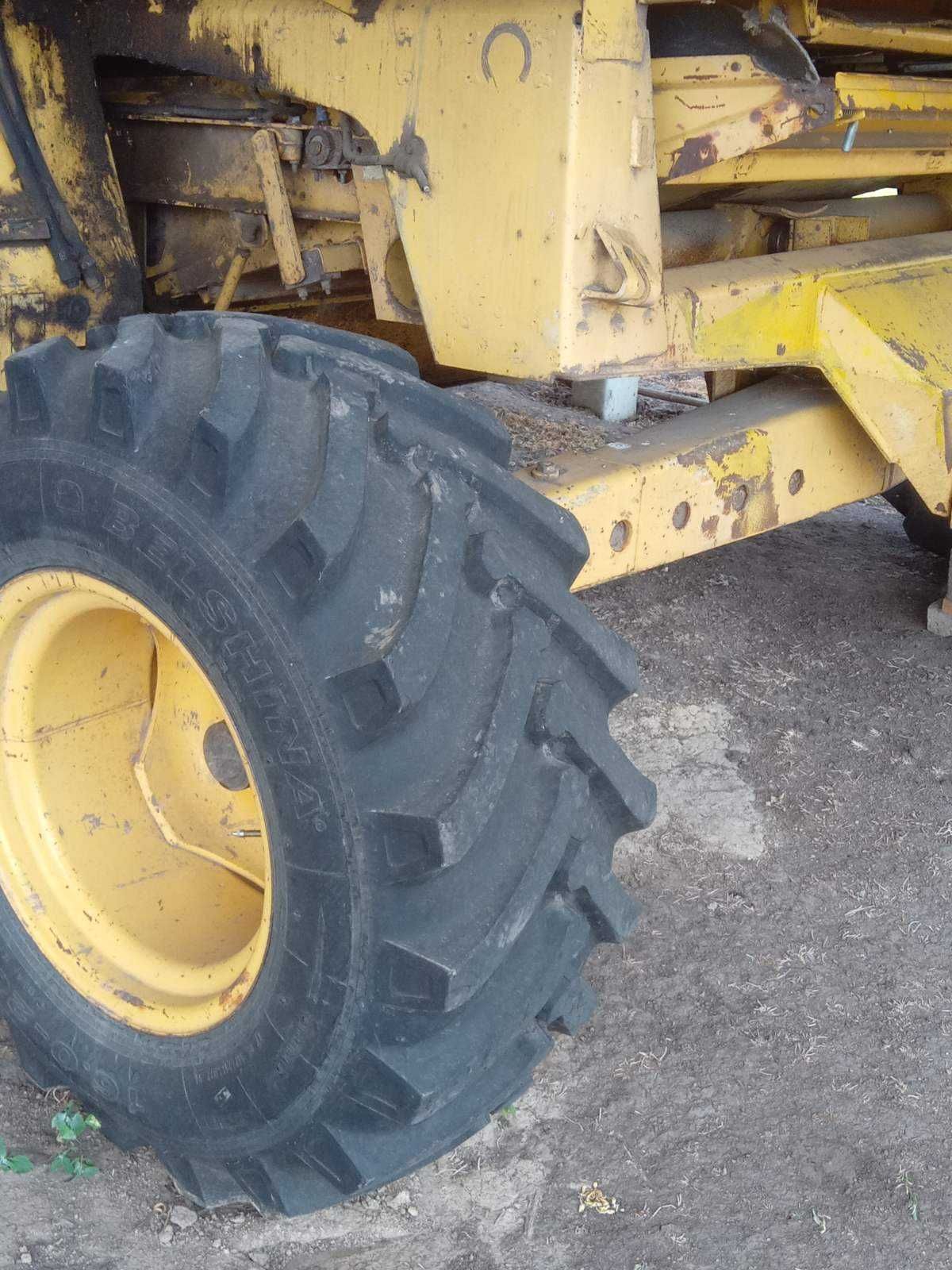 Комбайн New Holland TX36 hydro 6 ; не Claas John Deere
