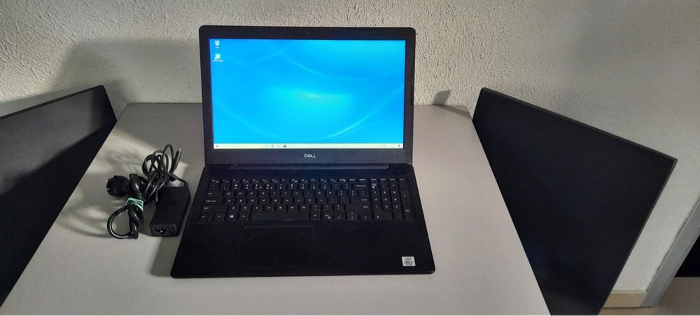 Laptop Dell Inspiron 3593