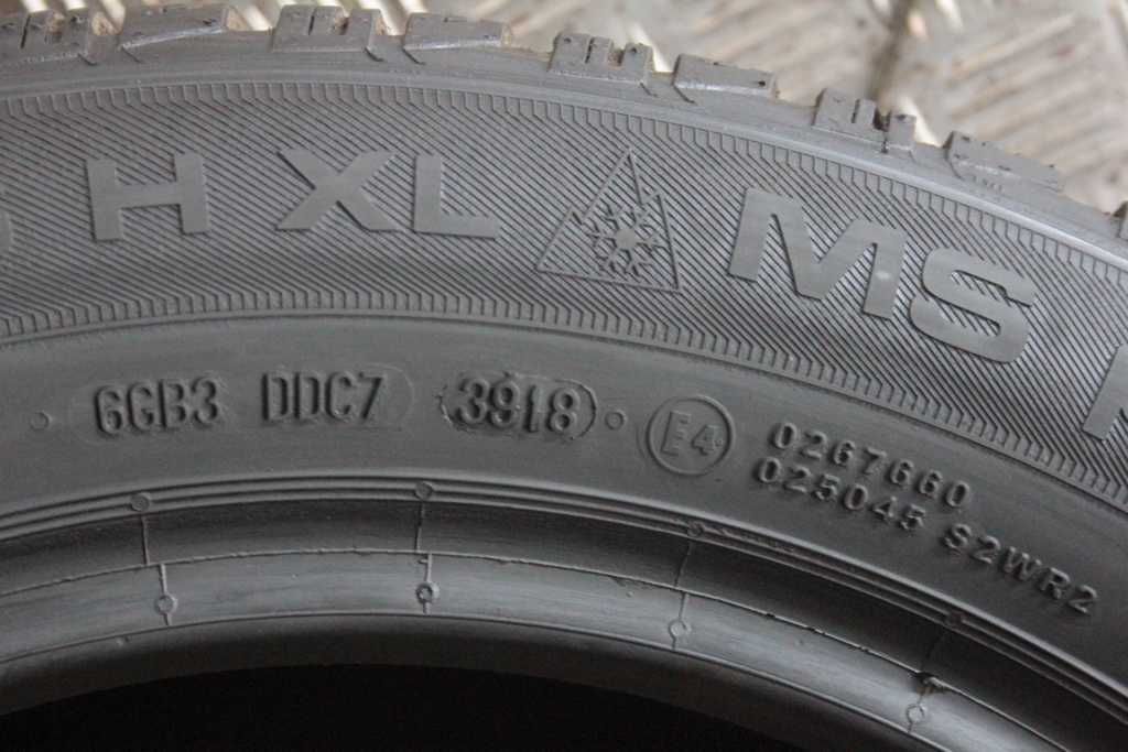 215/55/16 Uniroyal MS plus 77 215/55 R16 97H XL jak nowa