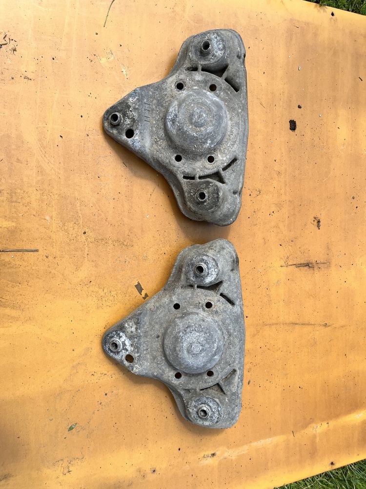 Czapka mocowanie amortyzatora do Audi A4 B5, A6 C5, Passat B5