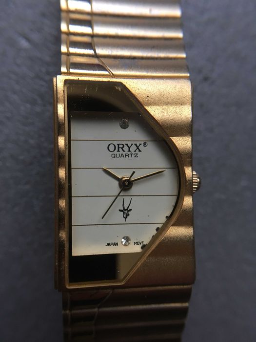 Ciekawy kwarcowy zegarek ORYX