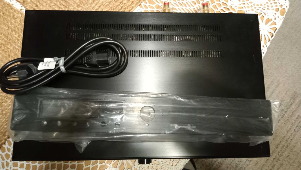 Super wzmacniacz Micromega IA-180