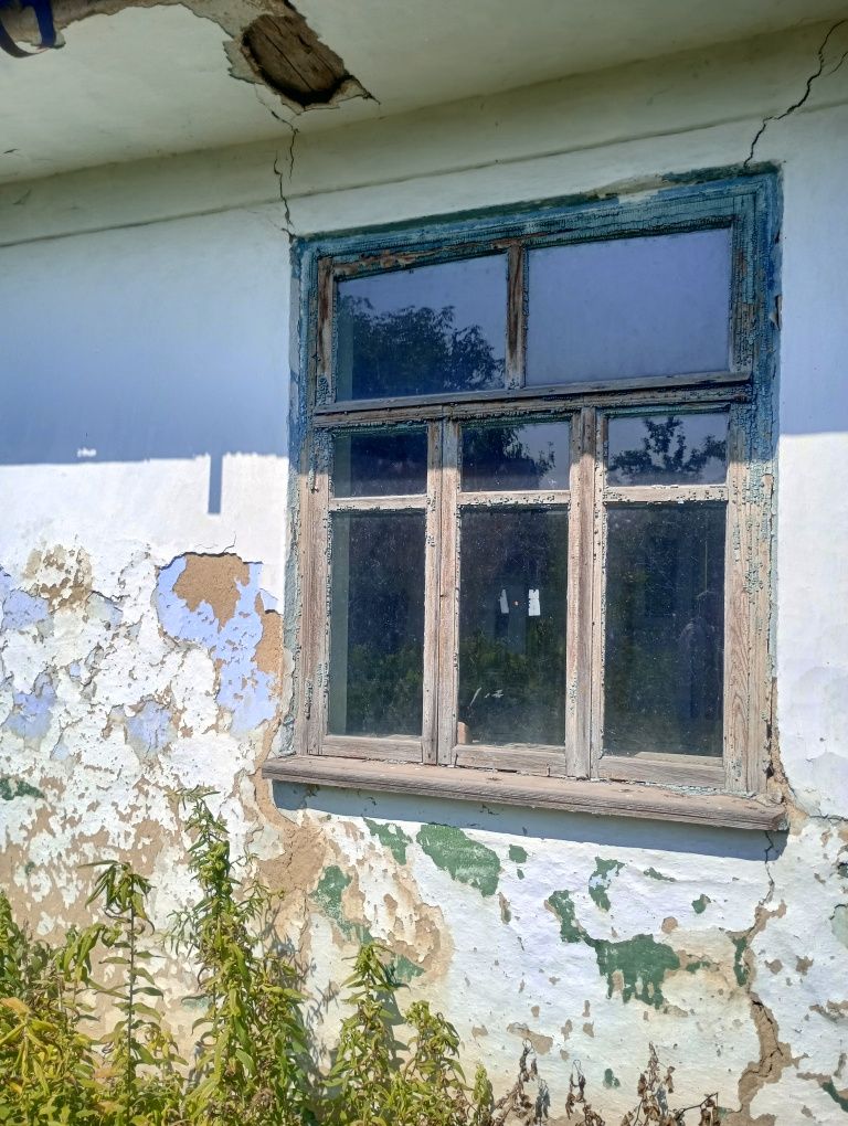 Продам хату з участком