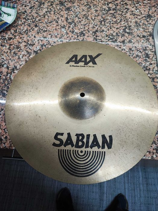 Vendo pratos Zildjian e Sabian