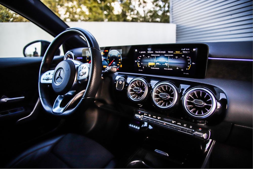 Mercedes-Benz A250e AMG Line Plug-in Hybrid