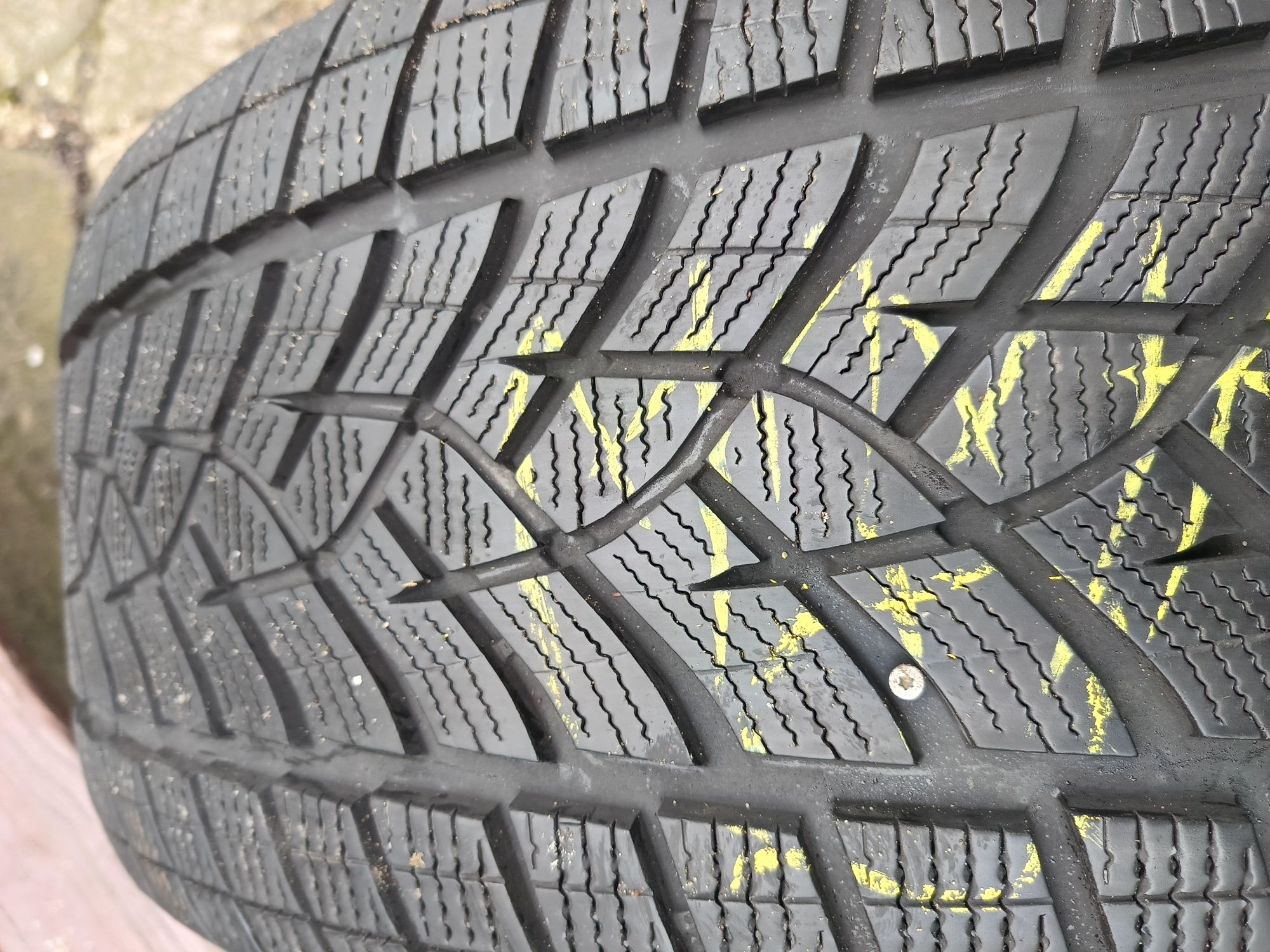 1szt Goodyear Ultragrip Performance+ 275/50/20 113V 7mm 2023rok